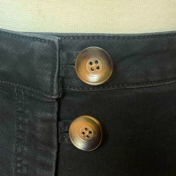 *EUC* Free People / Little Daisies Button Front Denim Mini Skirt / Black / 10 - Picture 8 of 12